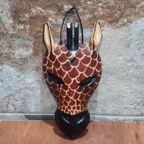 Hand Carved Wooden Giraffe Mask African Wall Decor - Picture 1 of 8